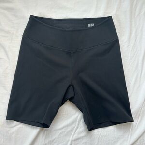 Uniqlo Women's Black Active Shorts